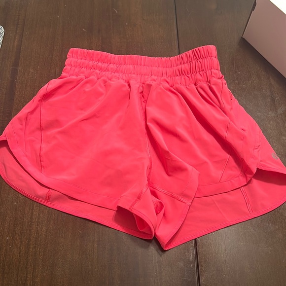 lululemon pink lined 4 high rise - Picture 1 of 2